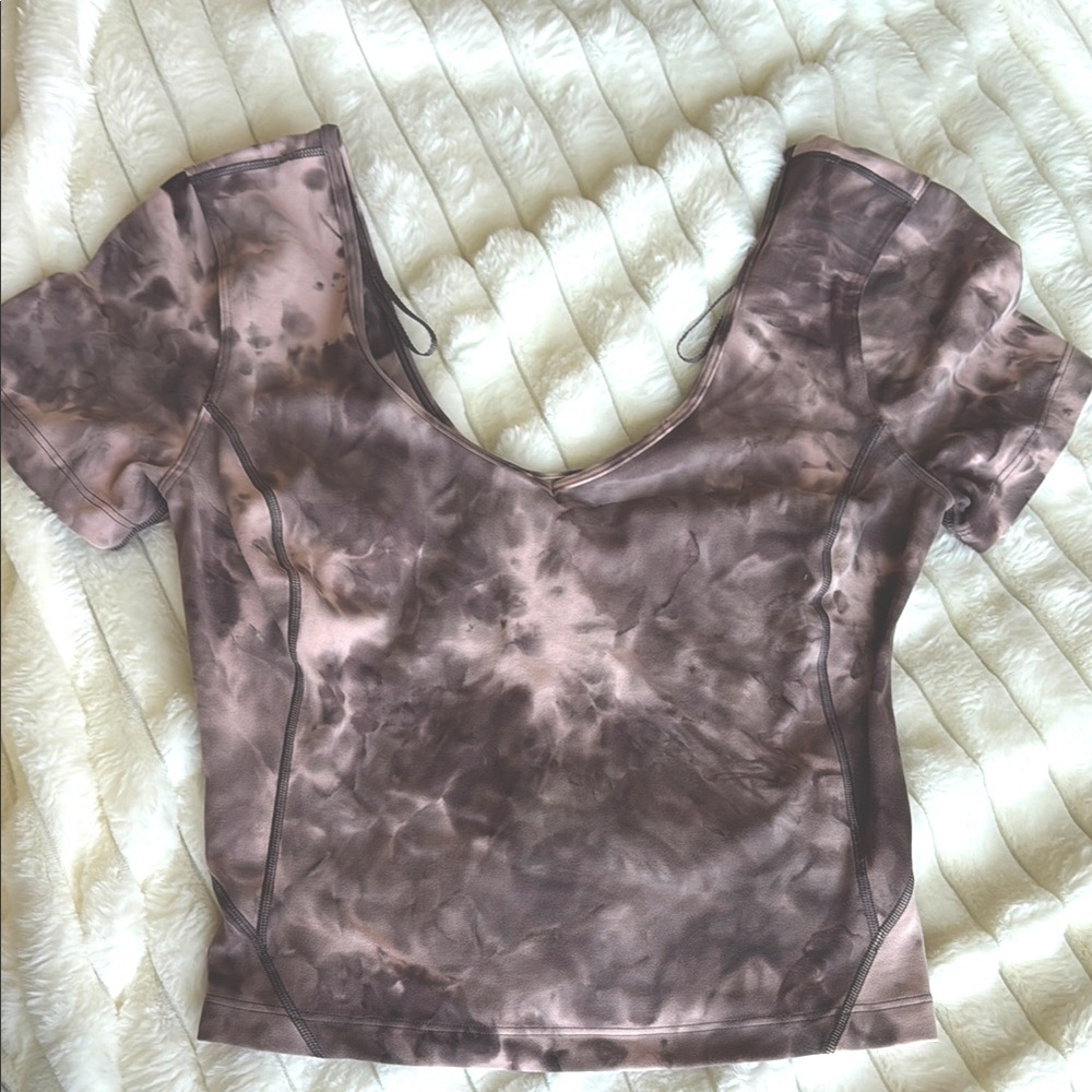 Lululemon Athletica Brown and Gray Fitted Crop Blouse